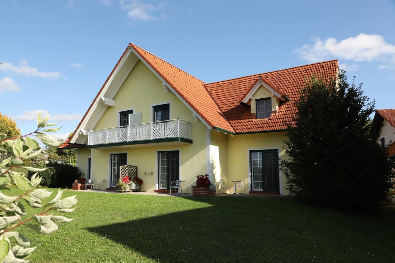 Sonntagsberg Hof Familie Fiedler Hotel Bad Waltersdorf Exterior foto